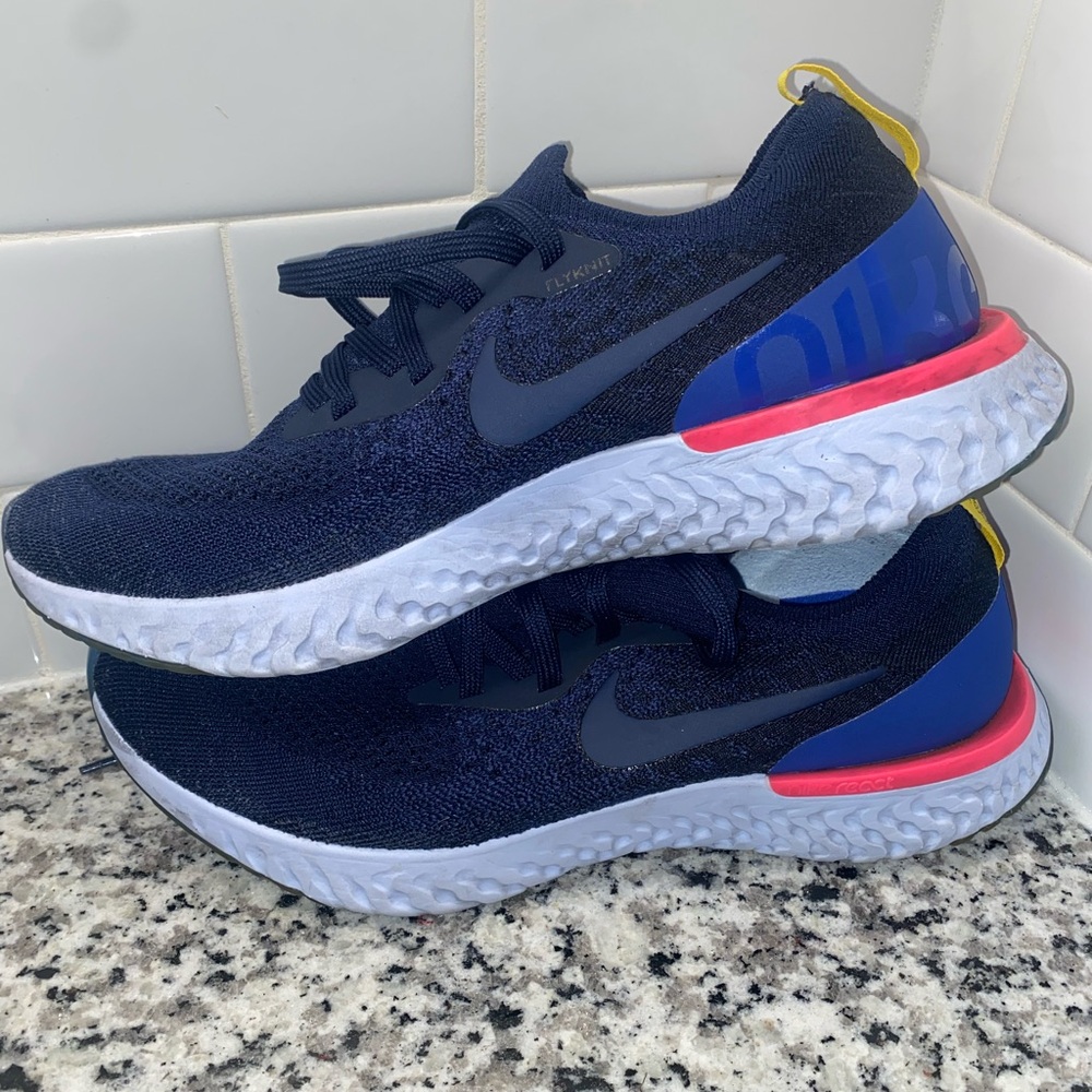 Nike Blue and Yellow Athletic Shoes Lightweight Performance Design - Picture 8 of 8